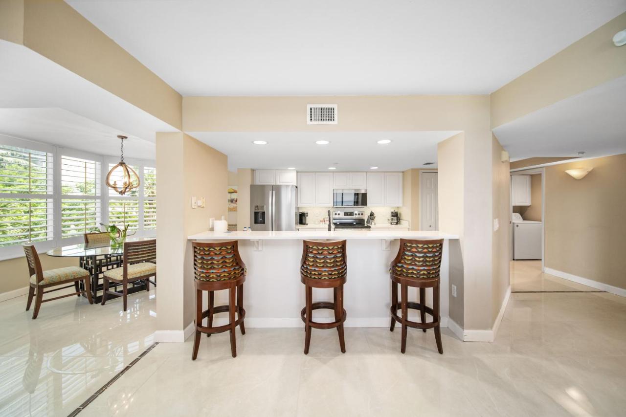 Gullwing Beach Front Resort Fort Myers Beach Exterior foto