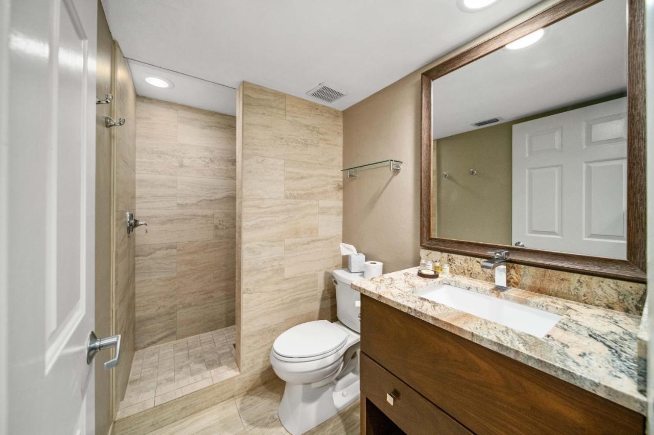Gullwing Beach Front Resort Fort Myers Beach Exterior foto